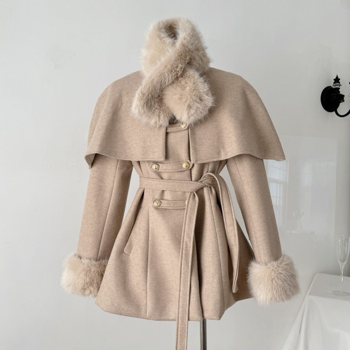 Women's Ring Fashionable Cape Cloak Wool Coat